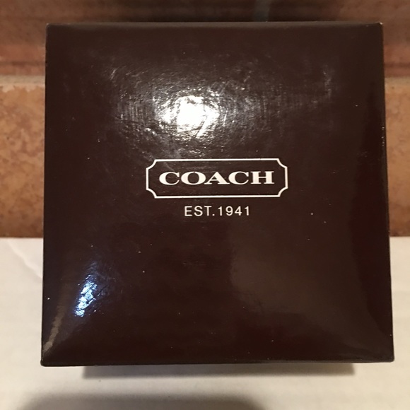 Watch - Picture 3 of 3